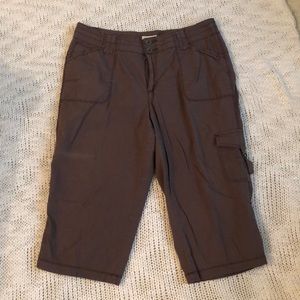 Brown cargo capris!